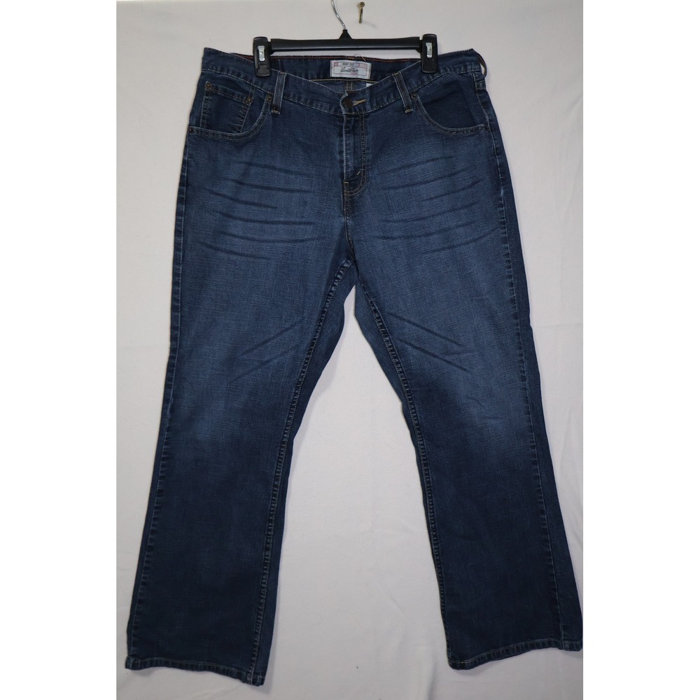 Levi Strauss Signature Bootcut Jeans Womens 16W Medium Dark Wash Denim Blue
